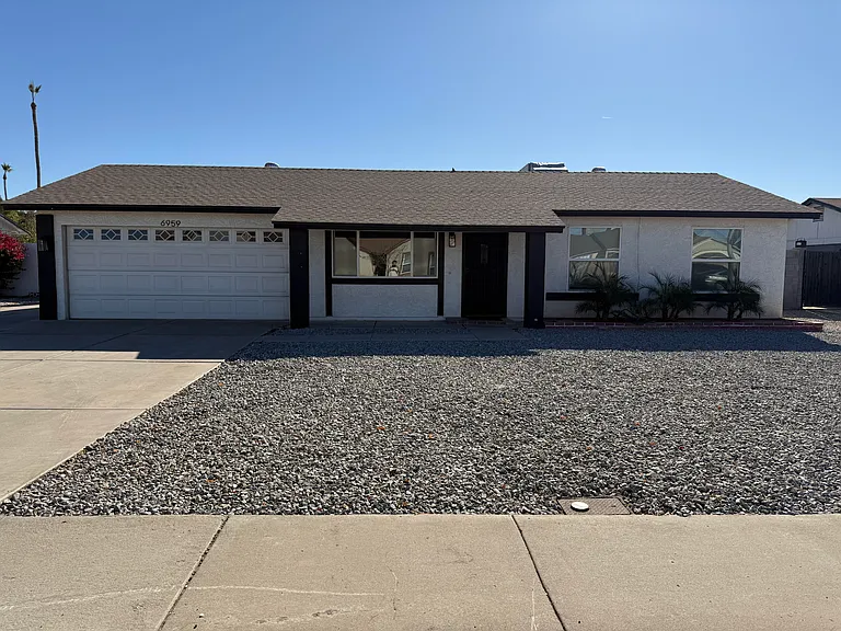 6959 W Mountain View Rd — Photo 23