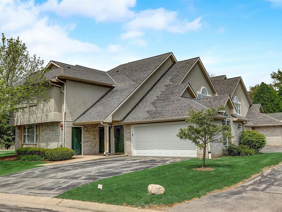 1st image of 9068 W Elm Ct Unit A