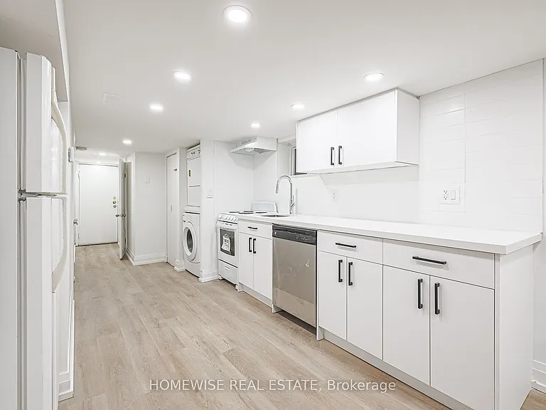 81 Shields Ave #LOWER — Photo 6