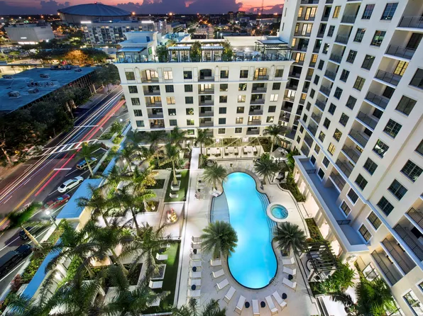 Camden Central, 855 Central Ave #817, Saint Petersburg, FL 33701