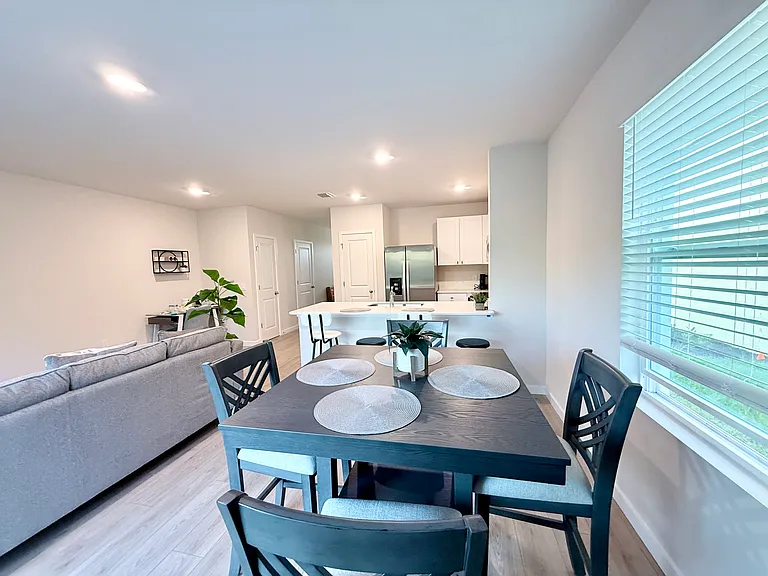 8417 Everly Preserve Dr — Photo 27