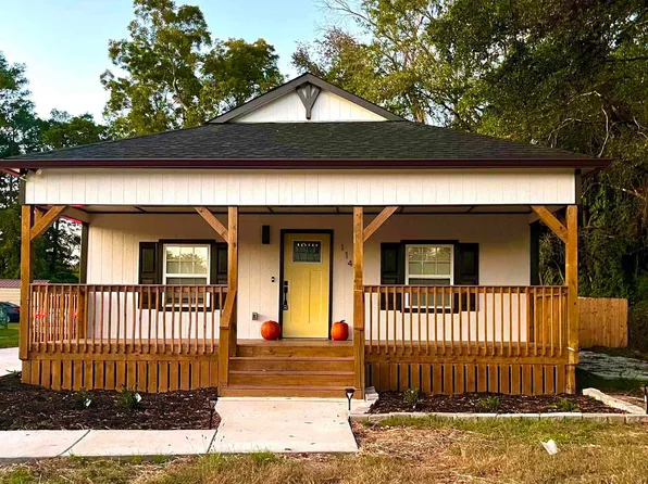114 Sloan Ave E, Talladega, AL 35160