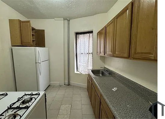 531 E 22nd St #1C — Photo 3