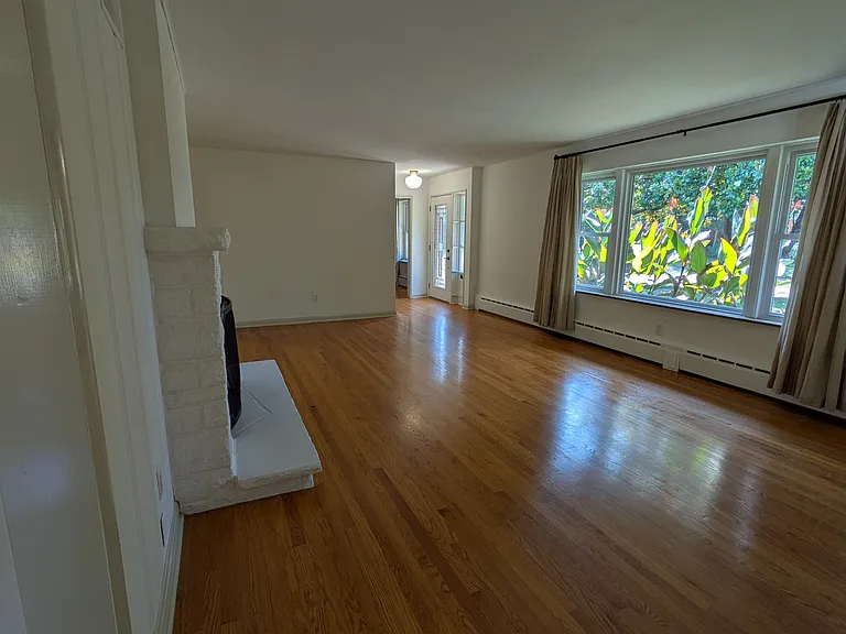 65 Ridge Line Dr — Photo 4