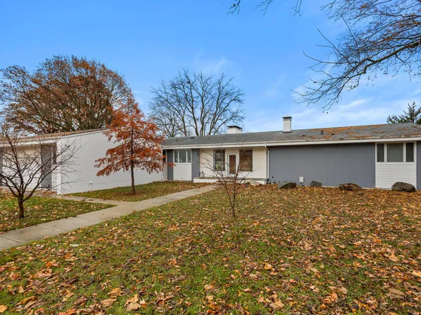 301 G H Baker Dr, Urbana, IL 61801