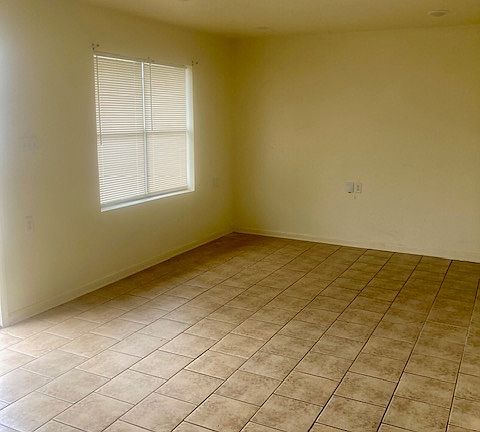 4th image of 1001 McDonald Dr #7