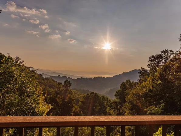 860 Butternut Rdg, Bryson City, NC 28713