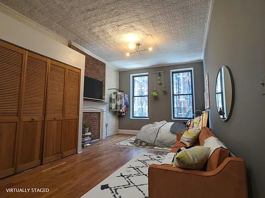 Rented by Spire Group | media 2