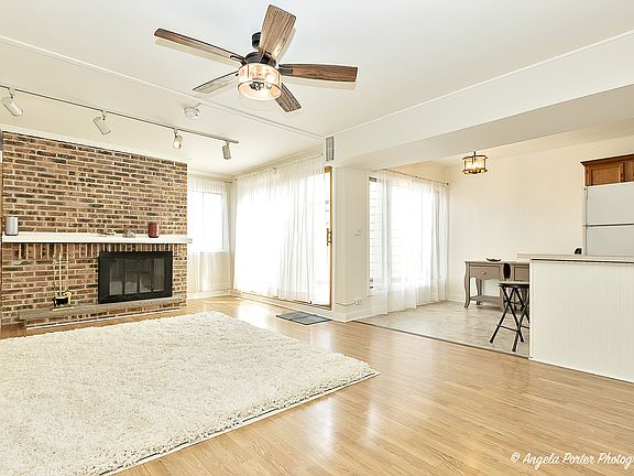 5th image of 3310 Berwyn Ave Unit 224