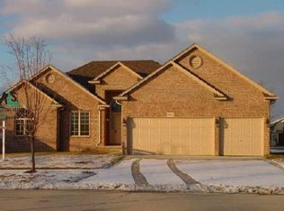 16619 English Gdns, Macomb, MI 48042