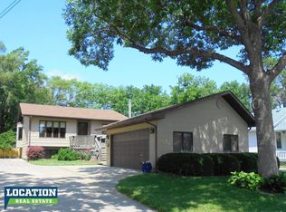 2925 SW 6th St, Lincoln, NE 68522