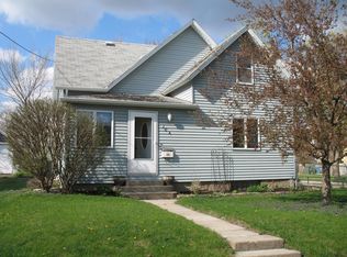 104 15th St NW, Mason City, IA 50401