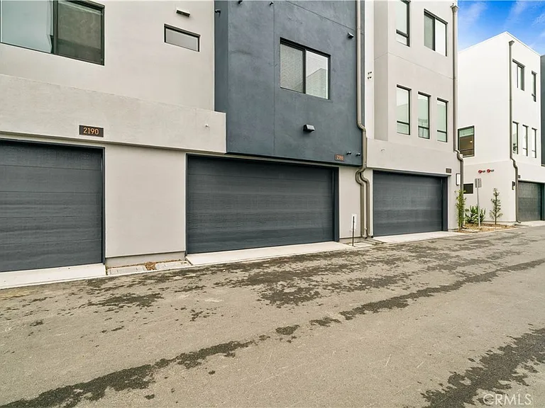 2186 Skylar Pl — Photo 36