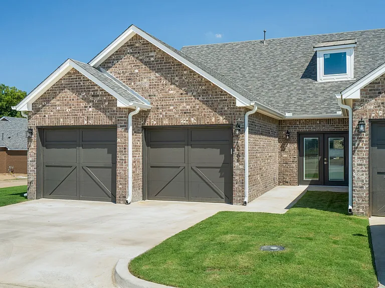 Douglas Creek Patio Homes — Photo 16