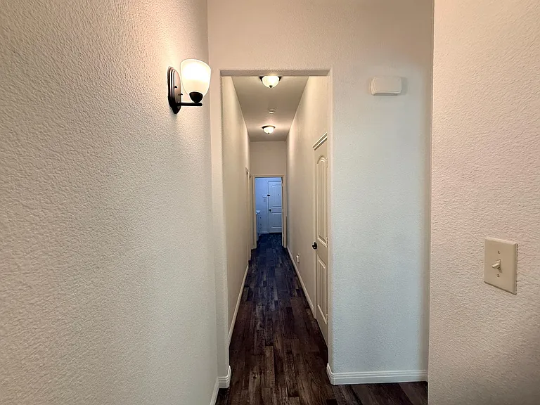 160 Stevenson Dr — Photo 23