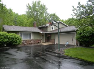 8358 Brookwood Dr NE, Warren, OH 44484