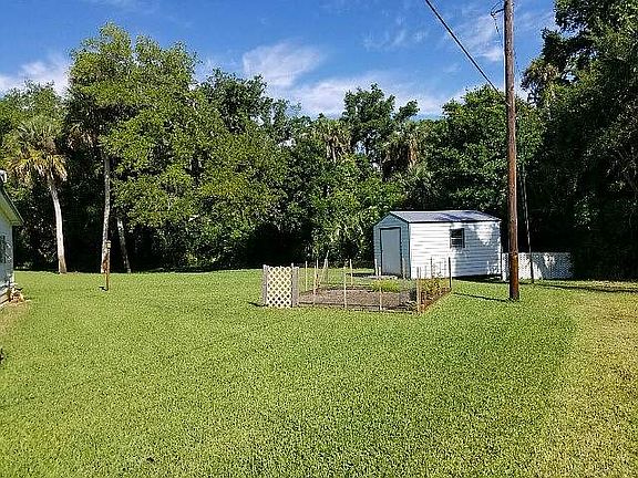 3rd image of 161 Indian River Dr N
