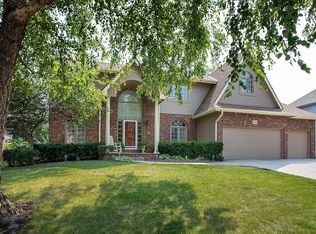17511 Y St, Omaha, NE 68135
