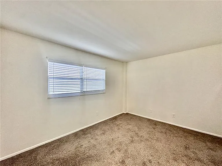 244 Saint Augustine Ave #304W — Photo 14