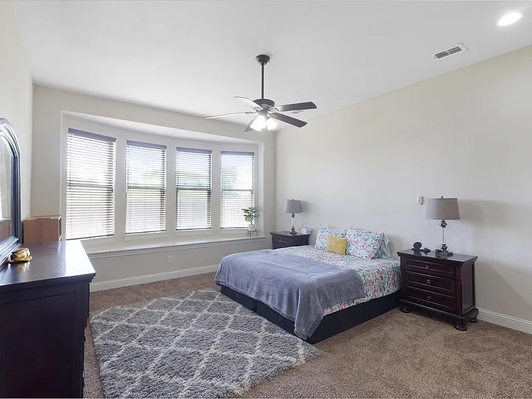 2573 Hannah Cir — Photo 8