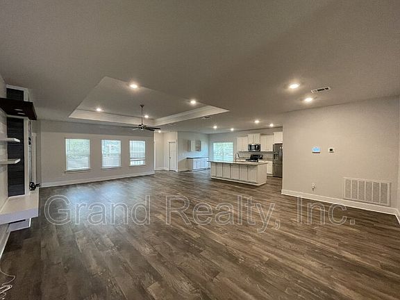 3rd image of 1367 Sea Grove Ct