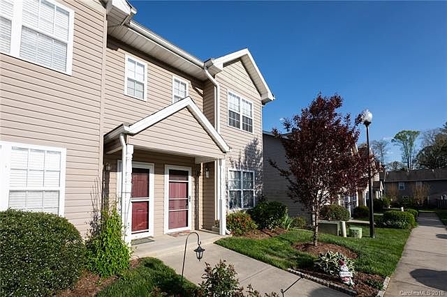 1st image of 29 Stafford Ct