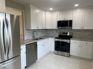 1740 Pine Valley Dr APT 116, Fort Myers, FL 33907