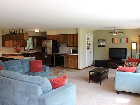 5th image of 3811 Windermere Dr
