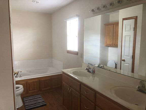 4th image of 16701 E Duffey Ct