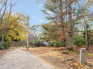 98 Tuckertown Rd, South Kingstown, RI 02879