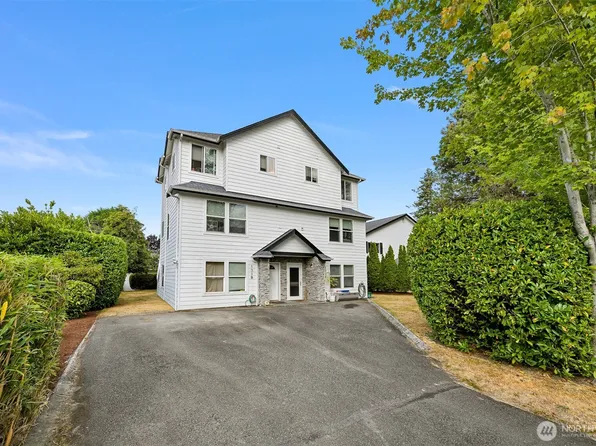 1329 Mitchell Avenue, Blaine, WA 98230