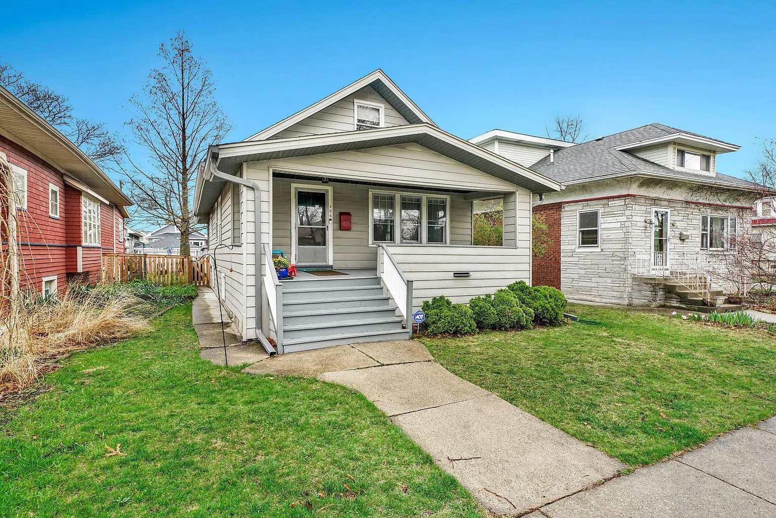904 N Taylor Ave photo 1