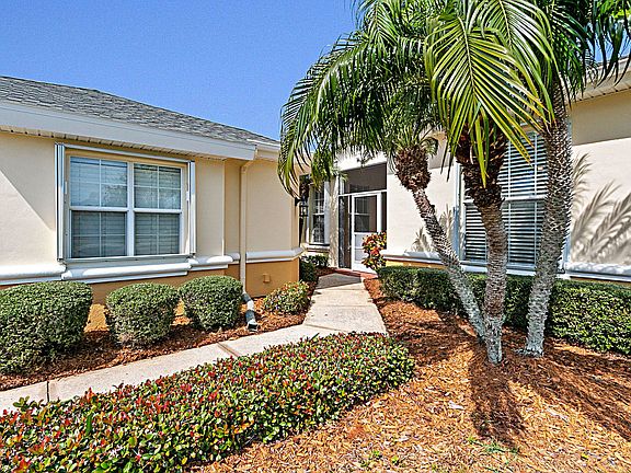 3rd image of 4601 Blackheath Ct
