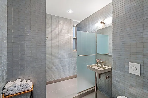 Rented by Mizner Capital Realty | media 29