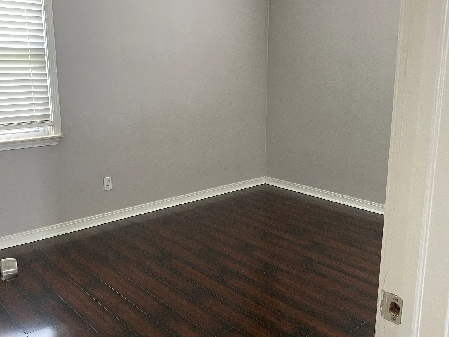 26113 Dartmouth St — Photo 3