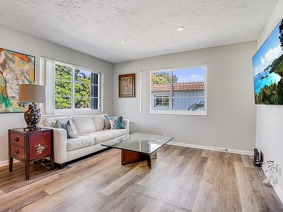 4th image of 659 W Oakland Park Boulevard #216C