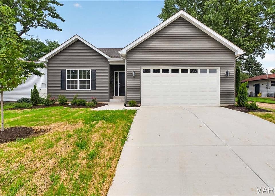 1st image of 7925 Campion Ln