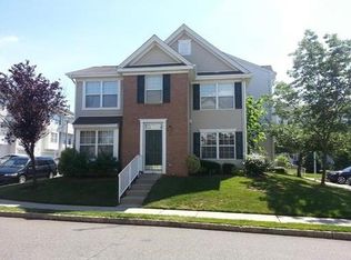 39 Giera Ct, Parlin, NJ 08859