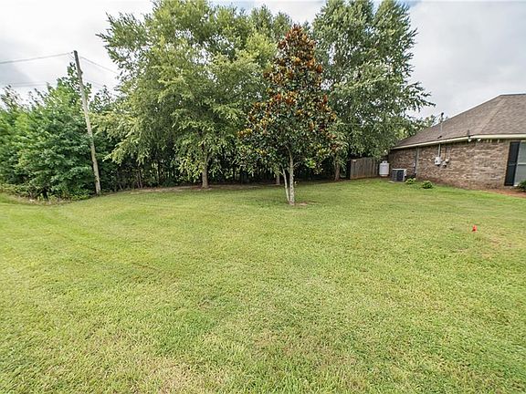 4th image of 20 Lee Road 540