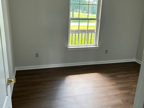 4th image of 100 Cotton Ct