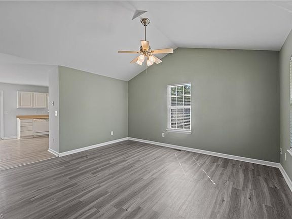 4th image of 701 Bob Baxter Dr