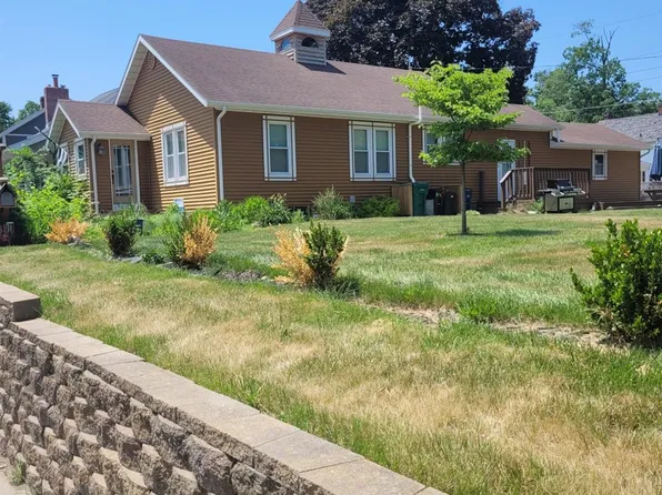 1227 Pennsylvania Ave, La Porte, IN 46350