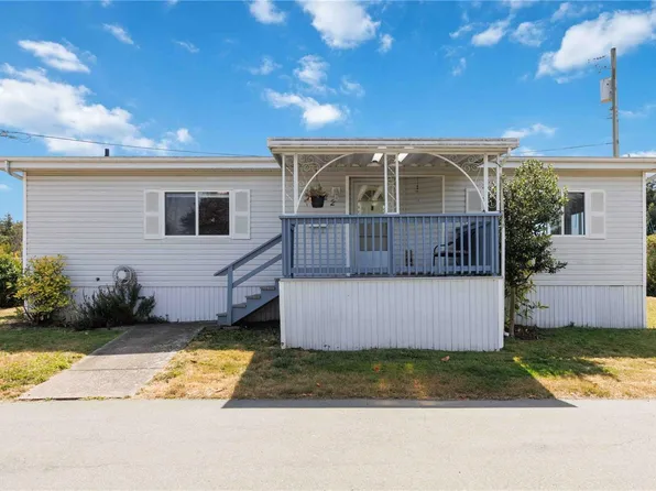 1581 Middle Rd #22, New Songhees 1a, BC V9A 7H8