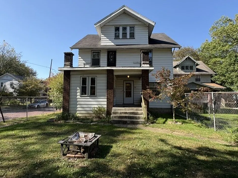 934-936 W Exchange St