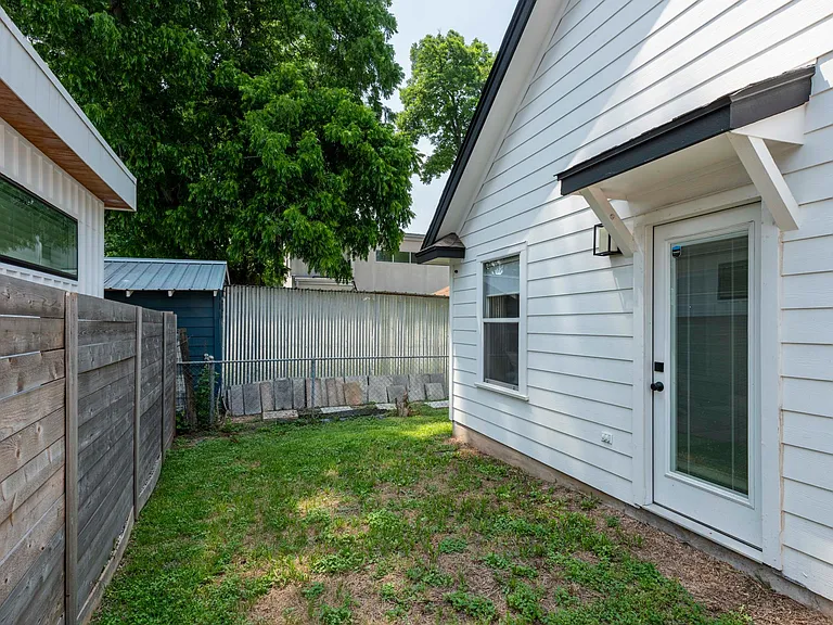 2115 Garden St — Photo 19