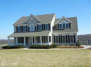 4700 Skyview Dr, Glenville, PA 17329