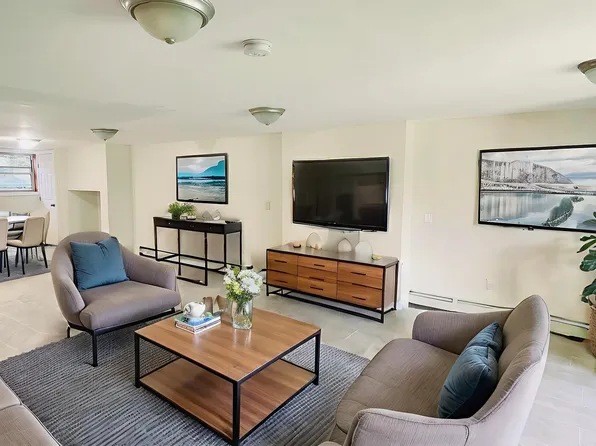 300 Paterson Plank Road image 2 of 13