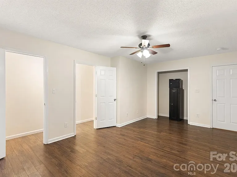1751 Robert Martin Rd — Photo 18