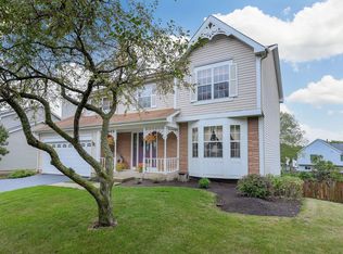 914 Paddock Dr, Carol Stream, IL 60188