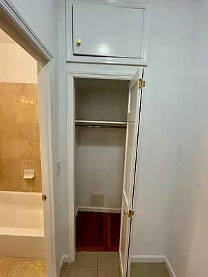 Rented by Building Equity Real Estate LLC | media 20